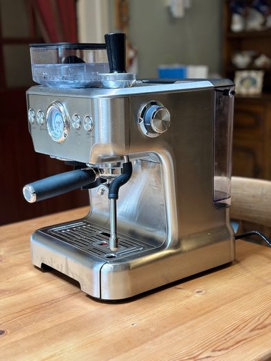 Servis S7857BC Dual Boiler Espresso Machine with Built-in Grinder
