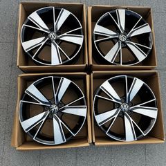 Genuine 18in VW Golf Mk8 GTD Bakersfield alloys 5x112