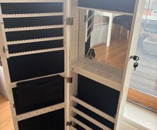 jewelry organizer that can be hung or stand