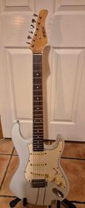 Shine SI-10 Frontier Series S-Style Electric Guitar