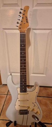 Shine SI-10 Frontier Series S-Style Electric Guitar