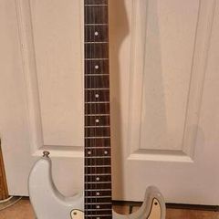 Shine SI-10 Frontier Series S-Style Electric Guitar