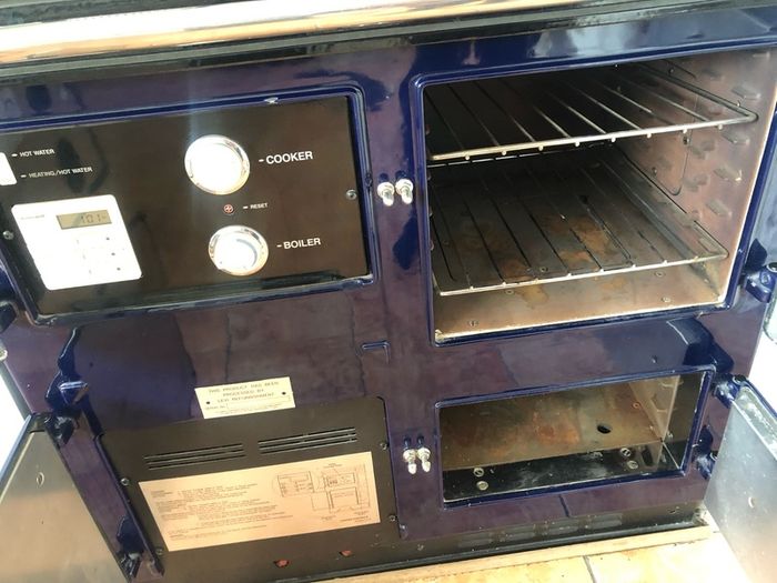 Rayburn Oil Cooker