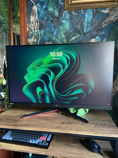 LG Gaming Monitor 1440p 32"