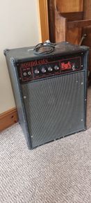 Guitar amp