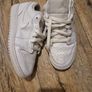 womens Nike air Jordans white Image 2