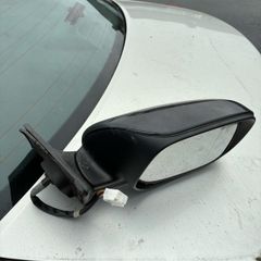 mirror toyota avensis t25