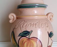Vintage Rumptof Pot. Original.