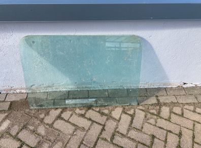 International 454 rear windscreen