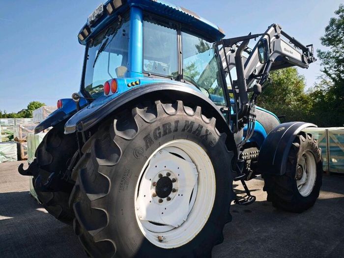 Valtra T150
