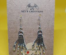 Skeleton hands earrings