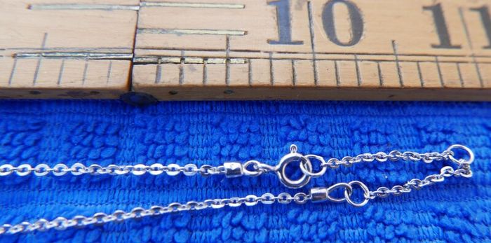 Vintage Sterling Silver 925 Multiple Cubic Zirconia Gems Necklace 5,6g length -18"