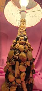 vintage seashell lamp