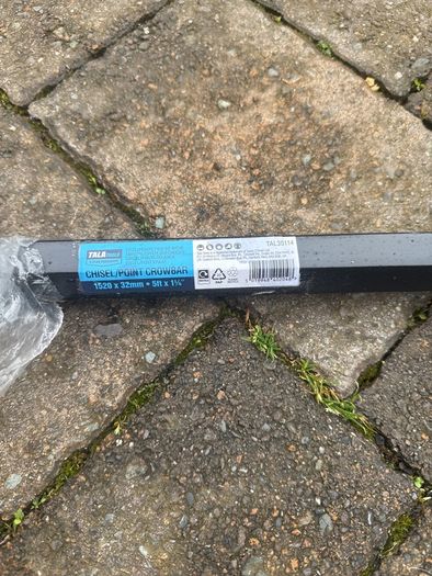 Tala 5ft x 1.25in Chisel/Point Crowbar
