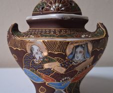 SALE!  Vintage Hand Painted Japanese Porcelain Vessel