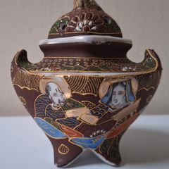SALE!  Vintage Hand Painted Japanese Porcelain Vessel