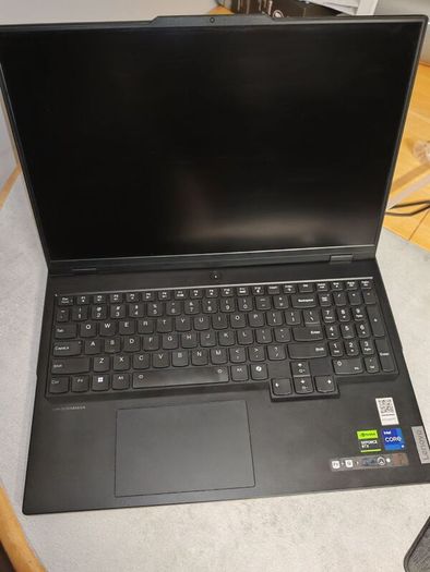 Lenovo Legion Pro 7i Gen 9 | RTX 4080 | i9-14900HX | 32GB | 2TB | Slight Dent