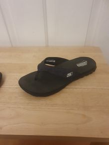 Skechers Modern Arch Fit - Sunshine Women's on the Go Flip Flop .. Colour: Black .. Size: 4 UK .. 37 EU