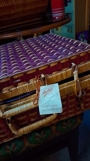 Vintage Bewleys Cafe gift hamper..