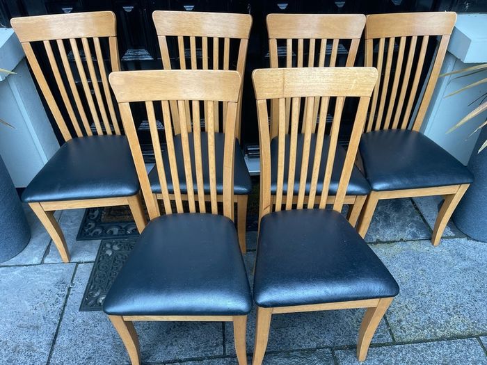 6 x Lovely Sturdy Kitchen Dining Chairs - Can Deliver