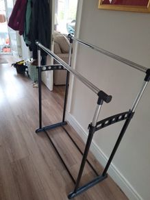 clothes rail