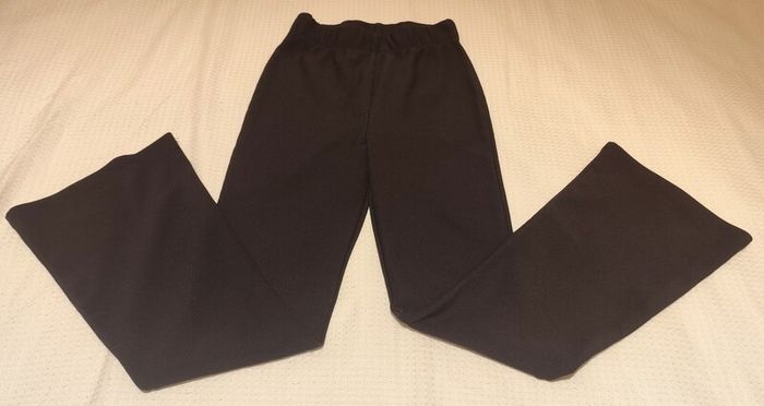 Primark Ribbed Flare Leggings . Age 10-11
