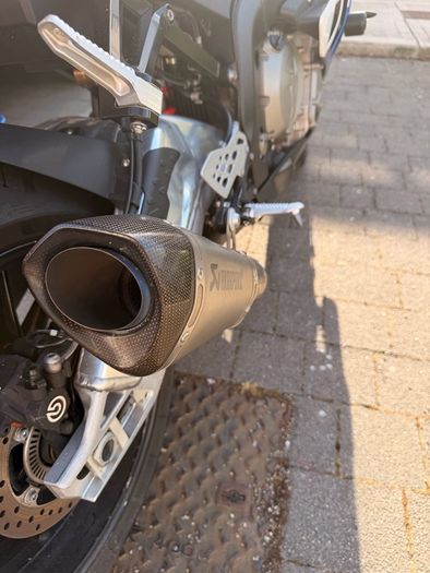 s1000rr full akrapovic exhaust