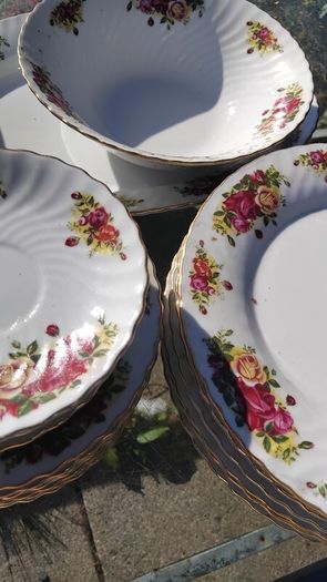 40piece  Part Dinner Set