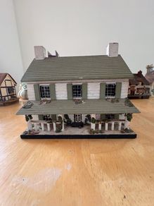 Vintage Pauline Ralph Music Box