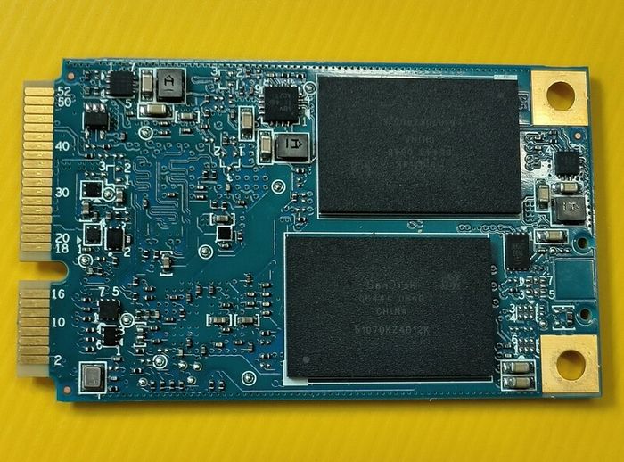 Dell San Disk X300 256gb 1.8" Msata 6g Ssd Sd7sf6s-256g-1012 0httr1/ Used