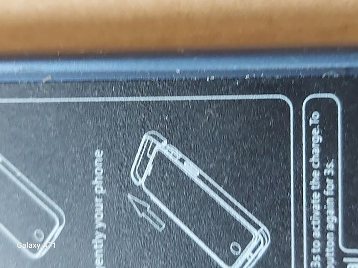 Apple Iphone SE, Space Grey, 32GB, with Battery Pack Case for Great protection, excellent condition