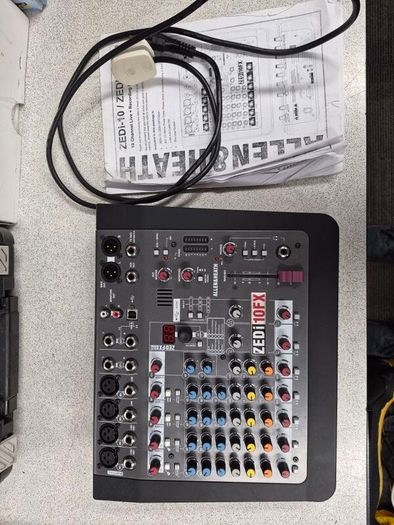 Allen & Heath Zedi-10fx mixer