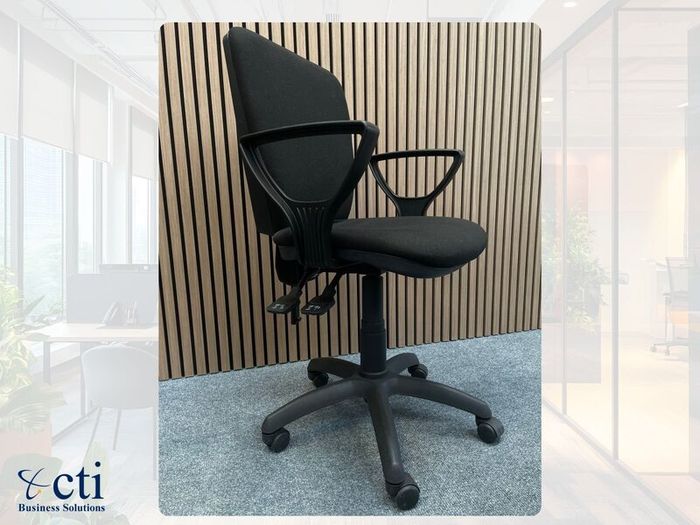 350 X Black Adjustable Office Chairs - Grade A