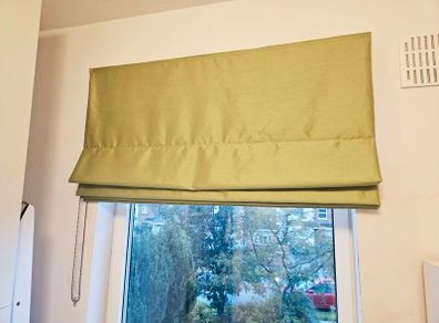 Roman blind