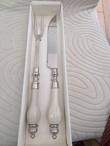Carving set