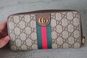 Gucci purse