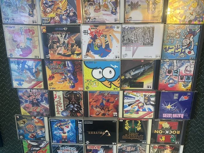 Pc engine Japanese console bungle like new !! All game are genuine original