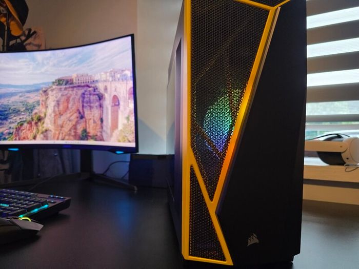 Corsair Custom PC i3 RX580 8Gb 16Gb RAM