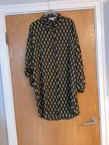 Apricot Shirt Dress  / Long Blouse.    S.14.   New - No Tag.