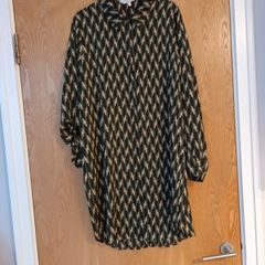 Apricot Shirt Dress  / Long Blouse.    S.14.   New - No Tag.