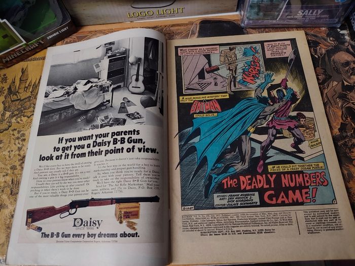 Batman ! Issue #250 ! Very Nice, Clean Copy ! Bronze Age Comic from 1973 ! by DC Comics !