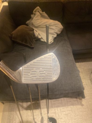 left handed golf clubs