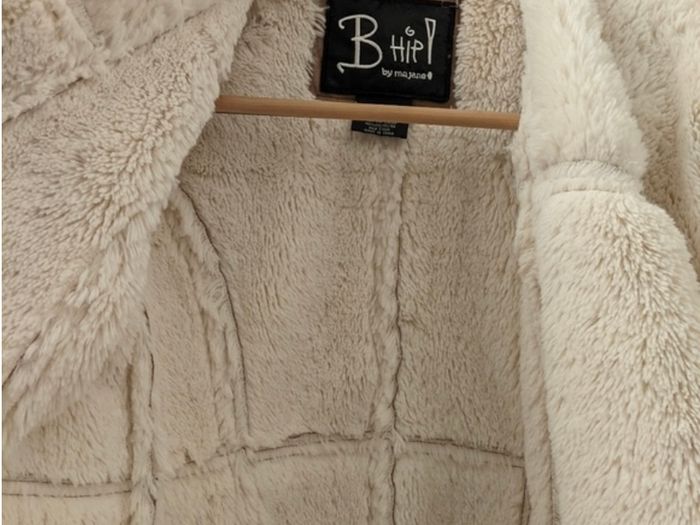 Beautiful tan fur lined jacket