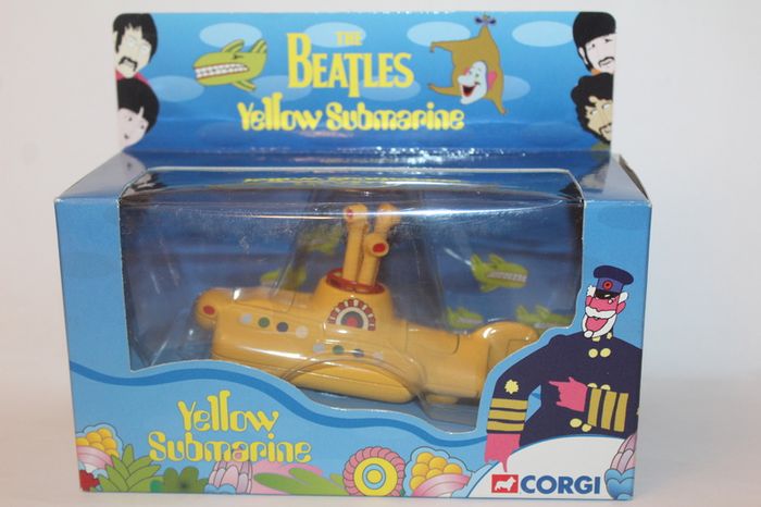 Corgi - The Beatles - Yellow Submarine - Mint