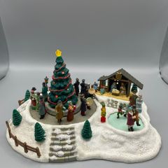 Enesco PineHollow Village Square Christmas Tree Music Box