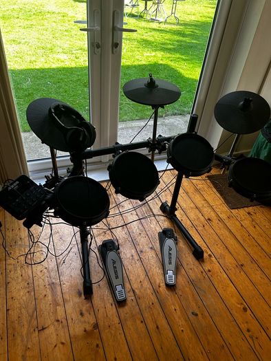 electric drum kit