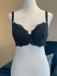 Ladies Black Bra from Dunnes Stores Size UK 40B / EU 105B