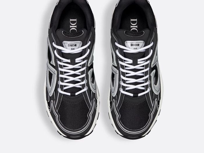 B30 Countdown Sneaker