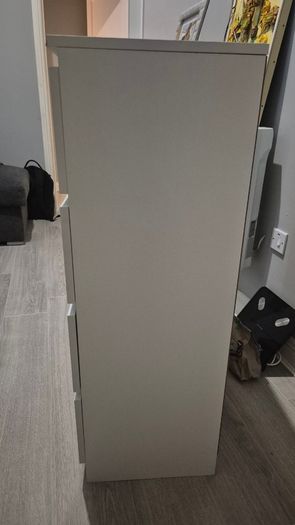 4 drawer chest