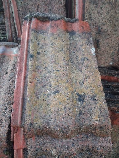 Roof tiles